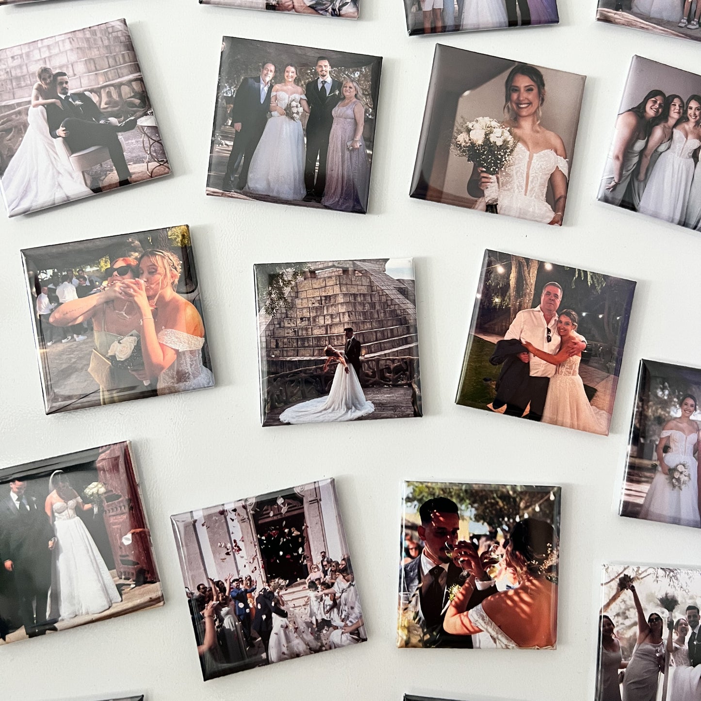ímanes personalizados quadrados ideal para prenda de casamento. personalizados baratos