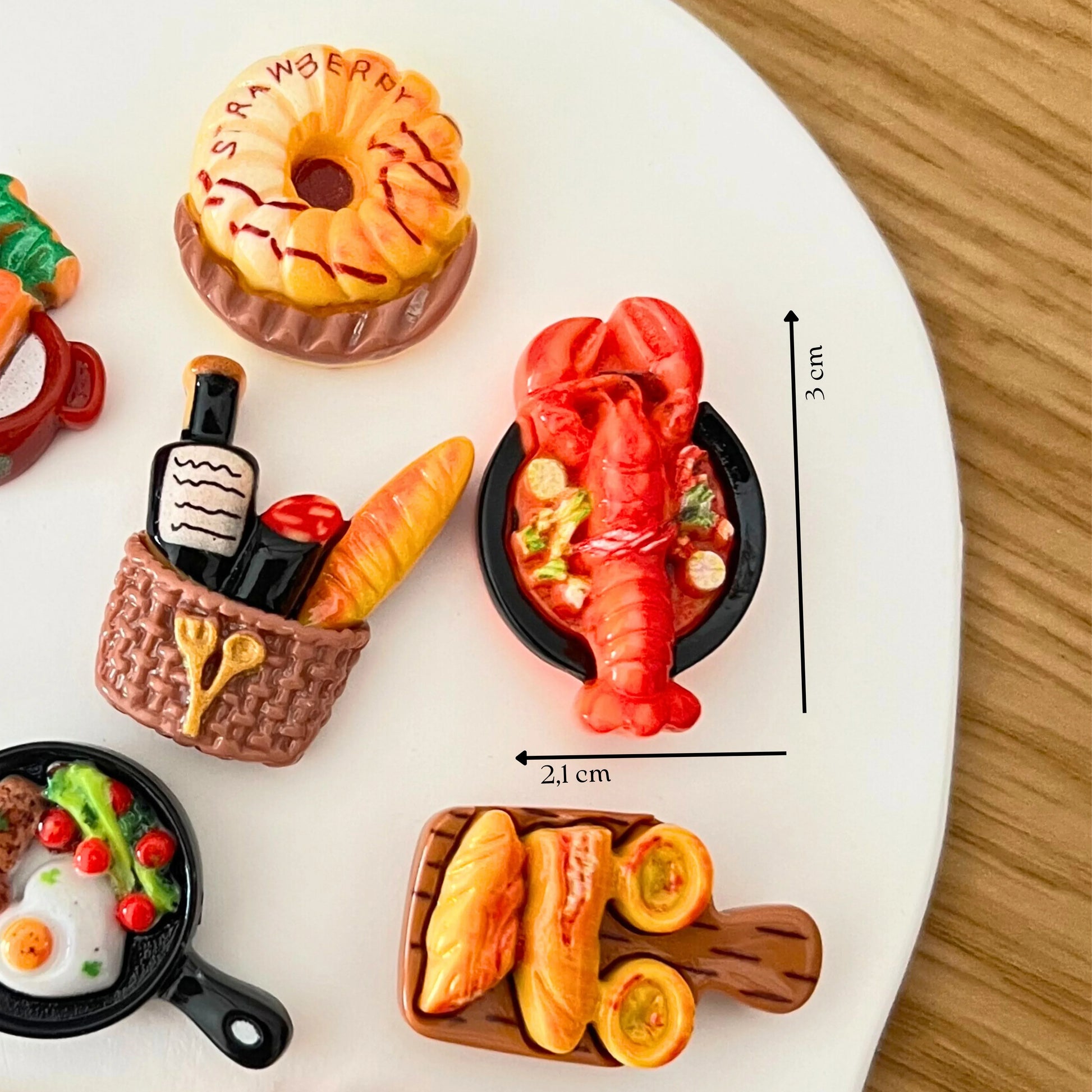Mini ímanes com temas de comida e indicação de tamanho e medidas